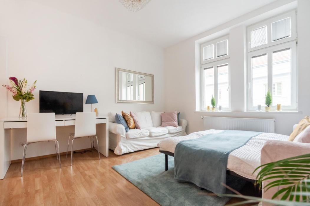 Three Bedroom, Ideal For Big Groups, 14 Apartment Wien